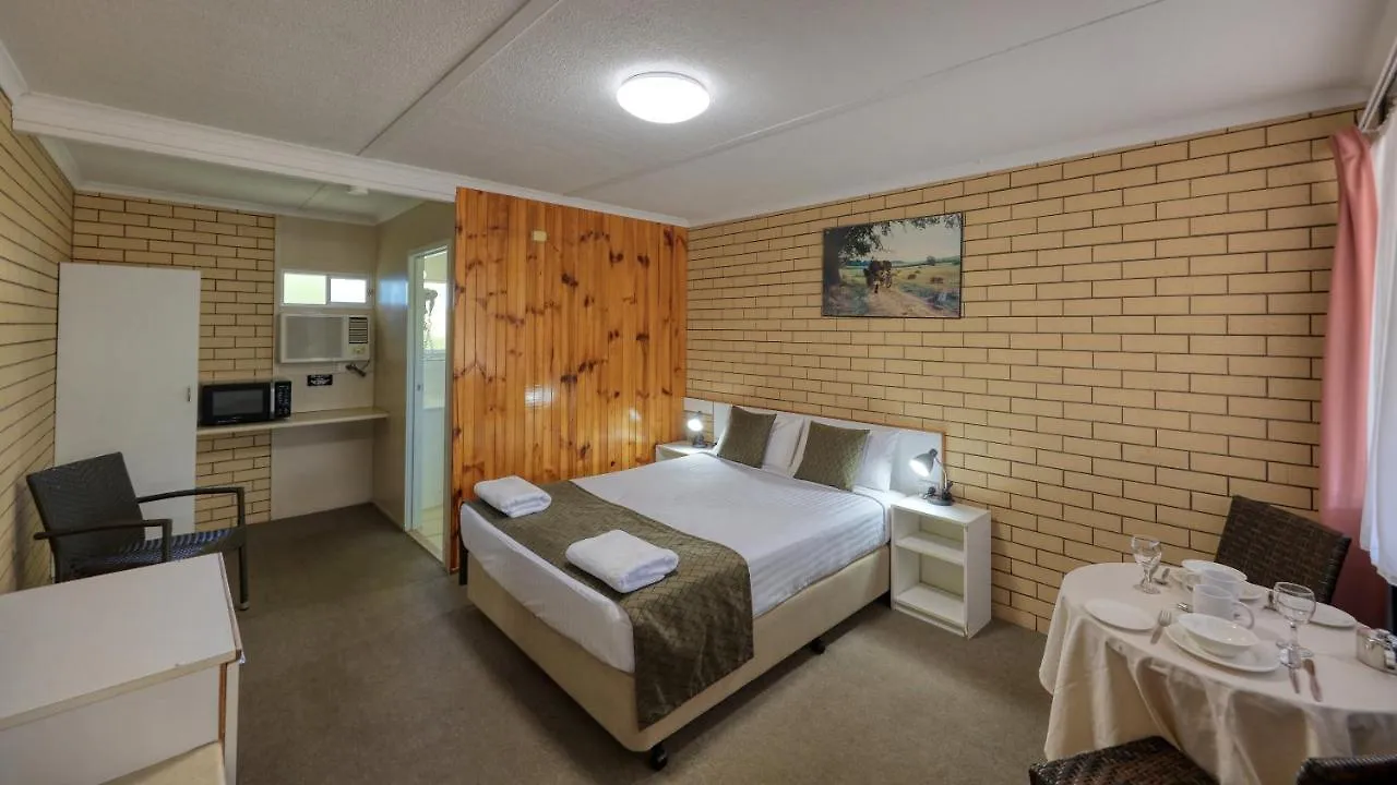 Binalong Motel Goondiwindi 3*,