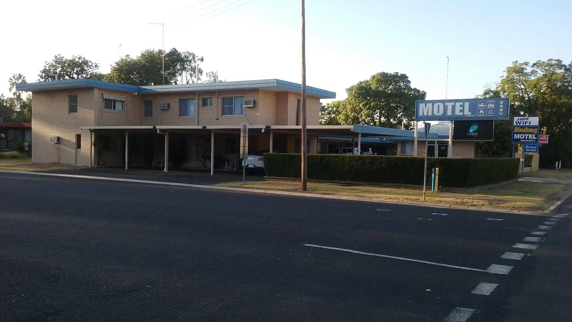 ***  Binalong Motel Goondiwindi Australia